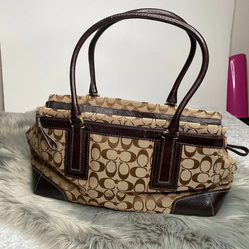 EUC Coach Hampton Business Carryall - Signature Jacquard - Picture 7 of 10